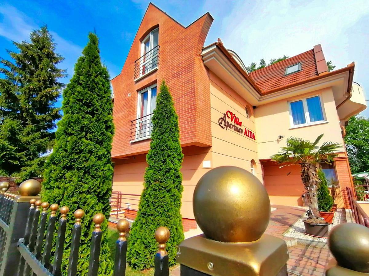 Villa Aida Apartman Hajduszoboszlo Exterior photo