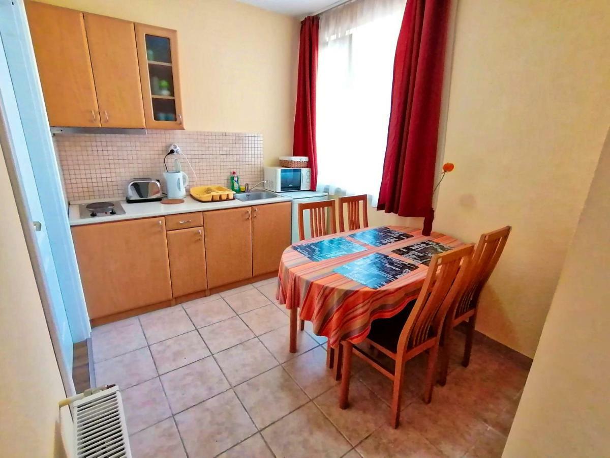 Villa Aida Apartman Hajduszoboszlo Exterior photo