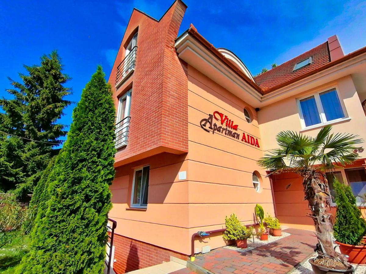 Villa Aida Apartman Hajduszoboszlo Exterior photo