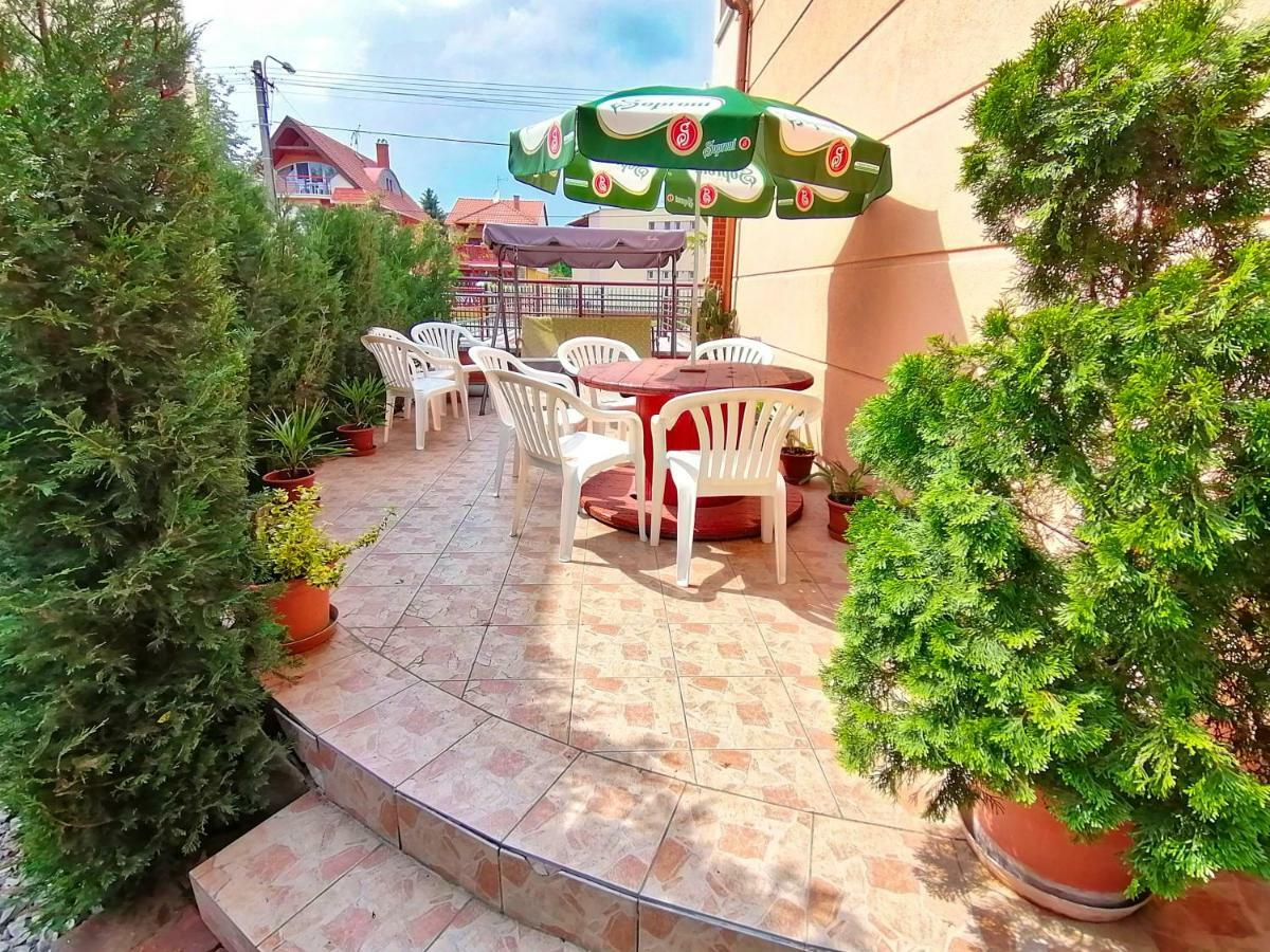 Villa Aida Apartman Hajduszoboszlo Exterior photo