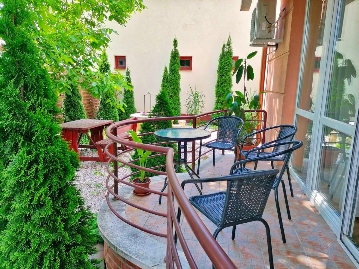 Villa Aida Apartman Hajduszoboszlo Exterior photo