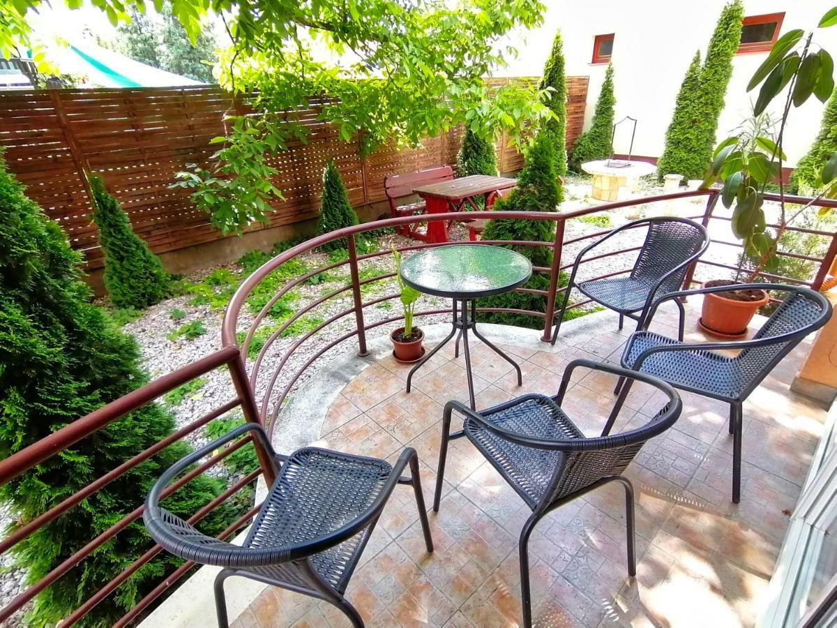 Villa Aida Apartman Hajduszoboszlo Exterior photo