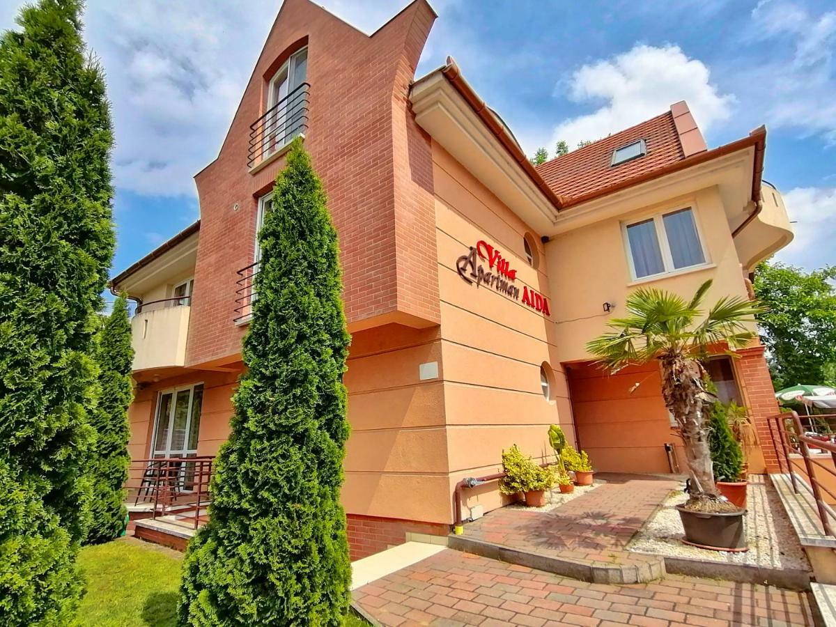 Villa Aida Apartman Hajduszoboszlo Exterior photo